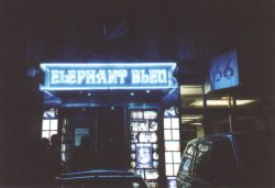 Blauer Elefant Eingang au�en